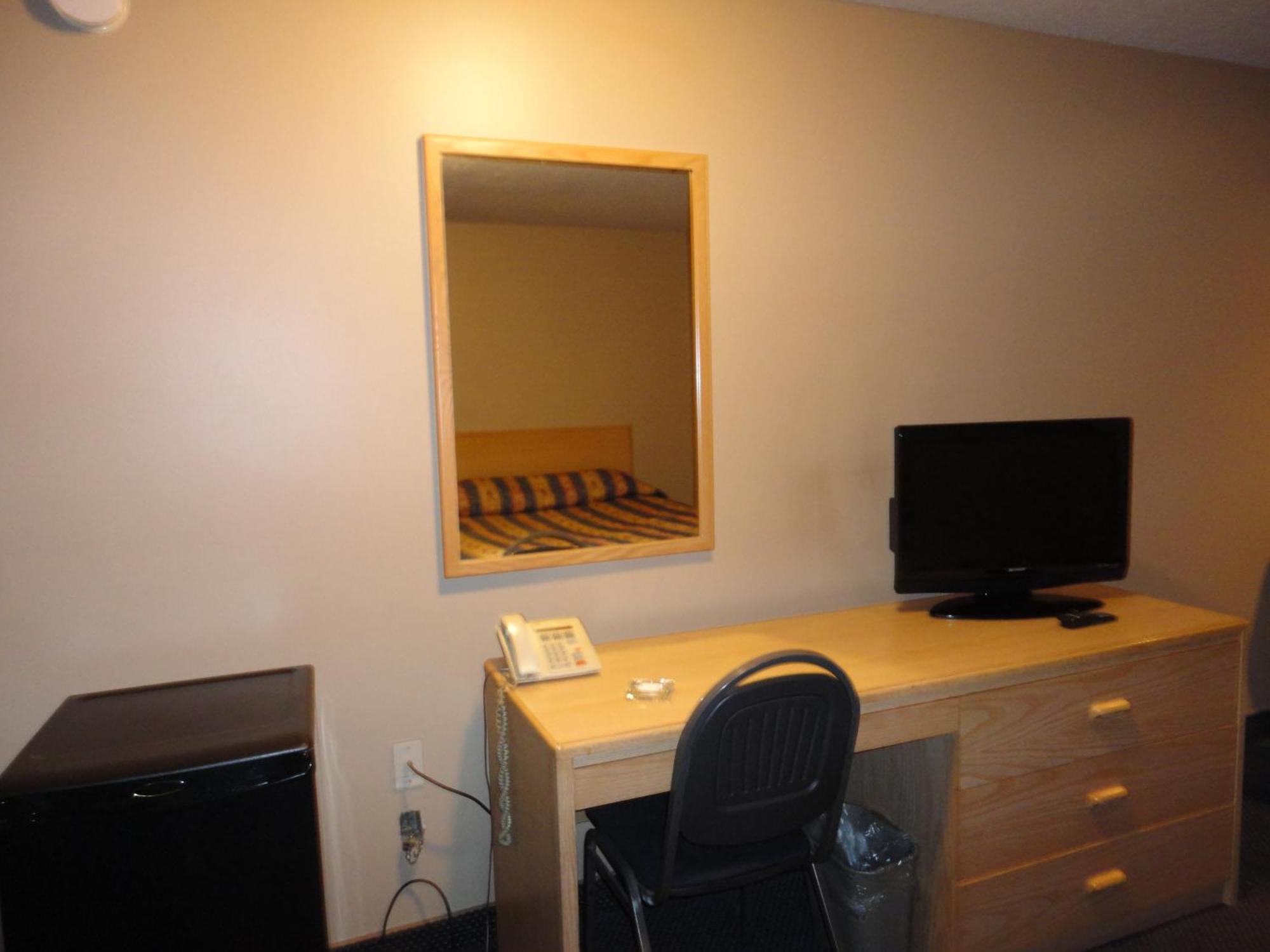 Venture Inn Hotel Saskatoon Bagian luar foto