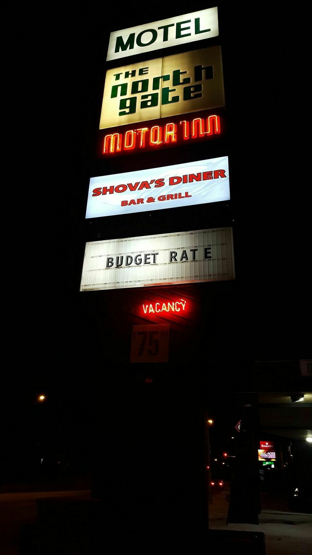Venture Inn Hotel Saskatoon Bagian luar foto